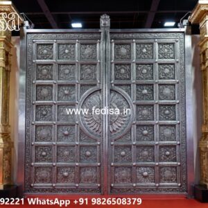 Iron Gate Colour Design, Grill Gate Catalogue Iron Gate Stock Photos And Images