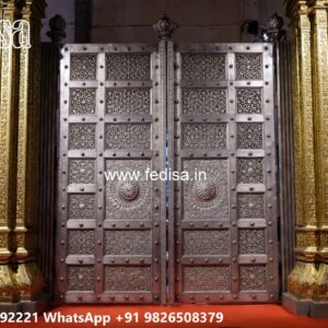Gate Upper Design, Compound Wall Grill Iron Gate Stock Photos And Images