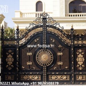 Compound Gate Price, Classic Gate Design Iron Gate Stock Photos And Images