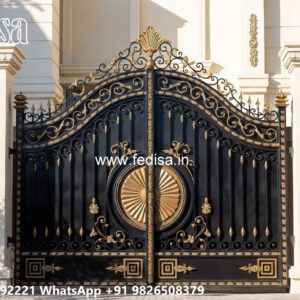 Compound Gate Simple Design, Park Gate Design Iron Gate Stock Photos And Images