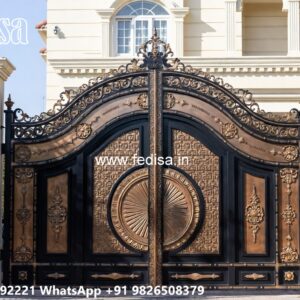 Compound Gate Price, Out Gate Design Iron Gate Stock Photos And Images