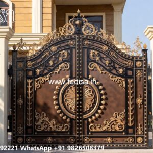 Gate Upper Design, Long Gate Design Iron Gate Stock Photos And Images