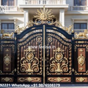 Compound Gate Price, Lohe Ke Pipe Gate Iron Gate Stock Photos And Images