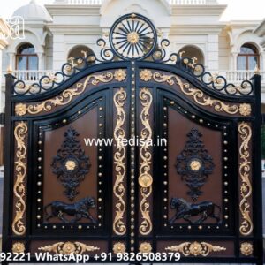 Steel Gate Ka Design, Loha Main Gate Design Iron Gate Stock Photos And Images