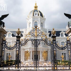 Compound Gate Simple Design, Fancy Gate Ka Design Iron Gate Stock Photos And Images