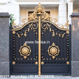 Traditional Gate Design, Iron Gate Flower Design Iron Gate Stock Photos And Images