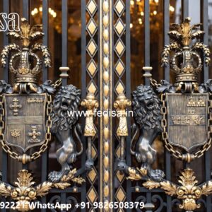 Traditional Gate Design, Modern Front Wall And Gate Designs Iron Gate Stock Photos And Images