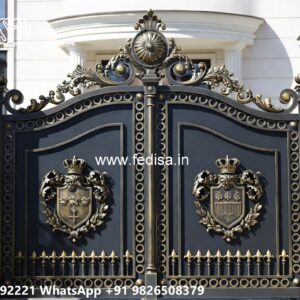 Compound Gate Price, Gate Ke Upar Design Iron Gate Stock Photos And Images