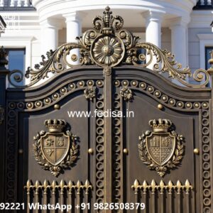 Compound Gate Simple Design, Gate Ka Design Banane Wala Iron Gate Stock Photos And Images