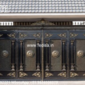 Traditional Gate Design, Estate Gate Design Iron Gate Stock Photos And Images