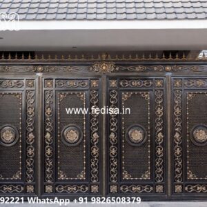 Iron Gate Design For Main Gate, Moving Gate Design Iron Gate Stock Photos And Images