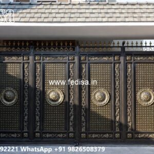 Traditional Gate Design, Iron Gate Ka Design Iron Gate Stock Photos And Images