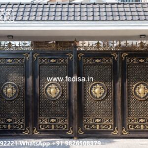 Compound Gate Simple Design, Good Gate Design Iron Gate Stock Photos And Images