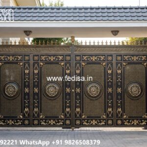 Iron Gate Design For Main Gate, Gate Design Main Iron Gate Stock Photos And Images