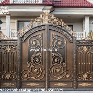 Modern Front Gate, New Fancy Gate Iron Gate Stock Photos And Images