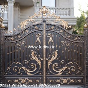 Steel Gate Ka Design, Main Gate Design With Boundary Wall Iron Gate Stock Photos And Images