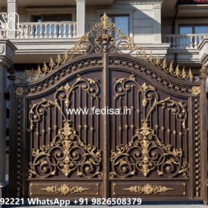 Traditional Gate Design, Types Of Gate Designs Iron Gate Stock Photos And Images
