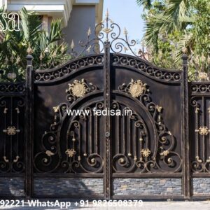 Compound Gate Price, Herringbone Gate Iron Gate Stock Photos And Images