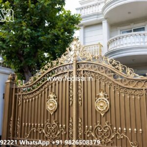 Compound Gate Simple Design, Design Ke Gate Iron Gate Stock Photos And Images