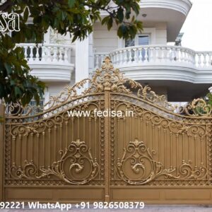 Modern Front Gate, Simple Gate Colour Design Iron Gate Stock Photos And Images