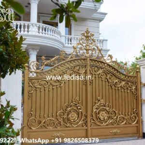 Compound Gate Simple Design, Design Ng Gate Iron Gate Stock Photos And Images