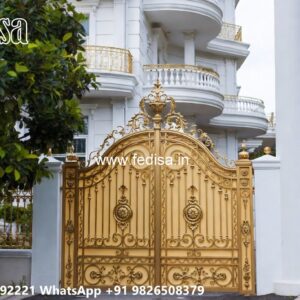 Traditional Gate Design, Sliding Gate Colour Iron Gate Stock Photos And Images
