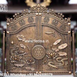 Modern Main Gate Design 2118, Boundary Wall With Grill Design Iron Gate Stock Photos And Images