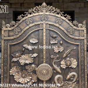 Compound Gate Simple Design, Best Entrance Gate Design For Home Iron Gate Stock Photos And Images