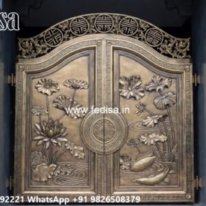 Iron Gate Design For Main Gate, Industrial Sliding Gate Design Iron Gate Stock Photos And Images