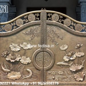 Compound Gate Price, Sliding Compound Gate Iron Gate Stock Photos And Images