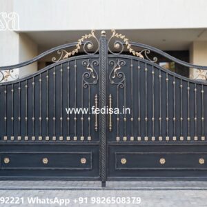 Modern Front Gate, Pipe Ke Fancy Gate Iron Gate Stock Photos And Images