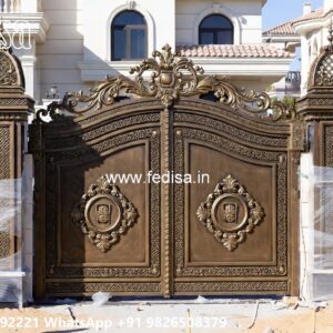 Iron Gate Colour Design, Fancy Sliding Gate Iron Gate Stock Photos And Images
