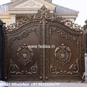 Iron Gate Colour Design, Sliding Boundary Gate Iron Gate Stock Photos And Images