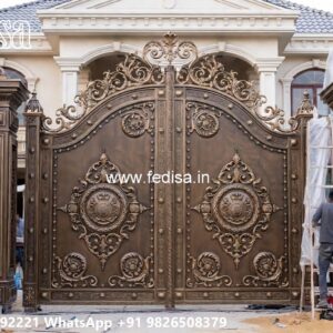 Modern Front Gate, Lohe Wala Gate Iron Gate Stock Photos And Images