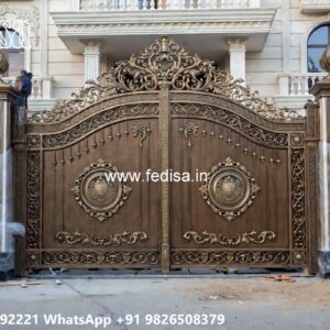 Iron Gate Design For Main Gate, Gol Gate Design Iron Gate Stock Photos And Images