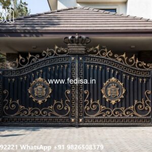 Iron Gate Design For Main Gate, Front Gate Sliding Design Iron Gate Stock Photos And Images