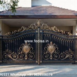Modern Front Gate, Iron Gate Design 4 Feet Iron Gate Stock Photos And Images
