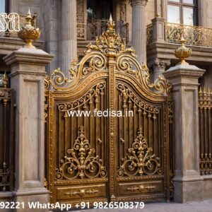 Compound Gate Price, Design Ka Gate Iron Gate Stock Photos And Images