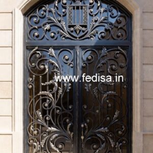 Attractive Modern Grill Gate Design for Villas No-524