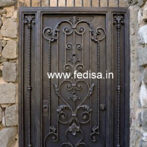 Contemporary Gate Grill Design with Artistic Patterns No-615