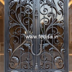Premium Iron Gate Grill Design for Luxury Villas No-704