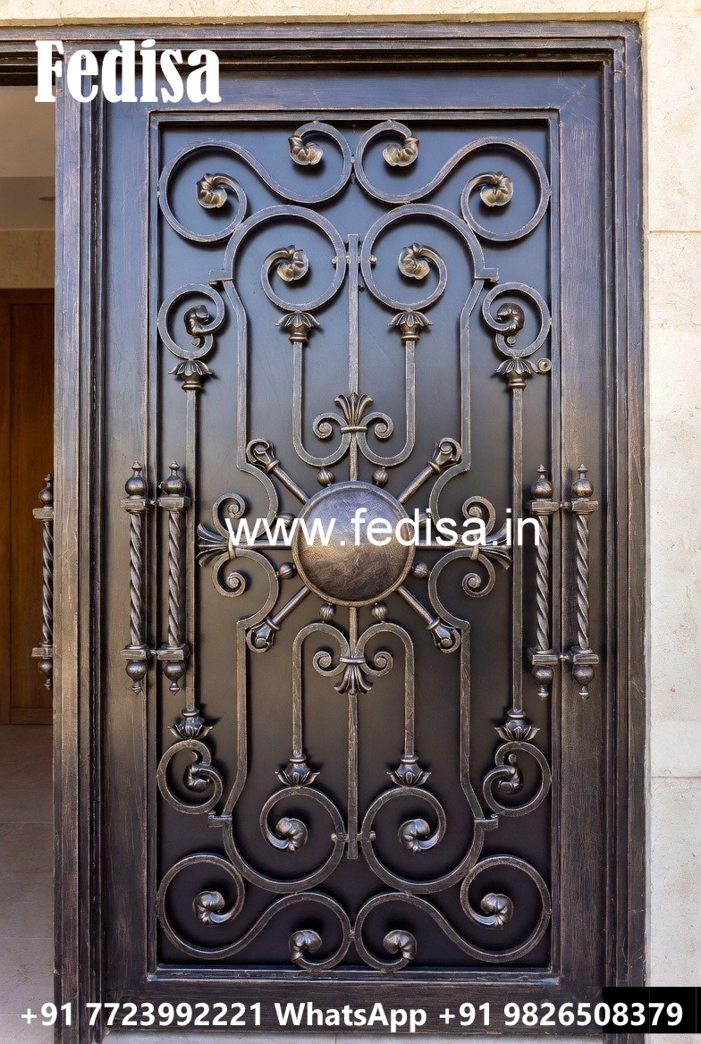 Elegant House Front Grill Gate Design for Villas No-773