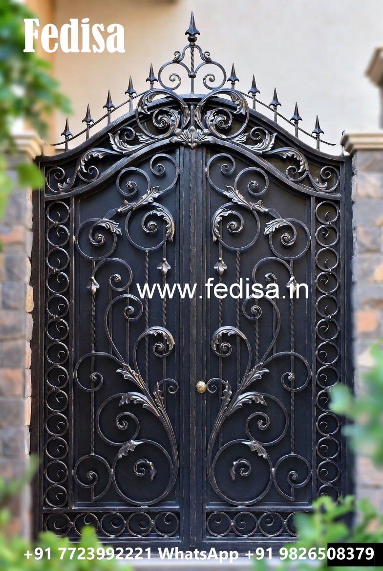 Luxury Iron Grill Gate Design with Golden Finish No-1590