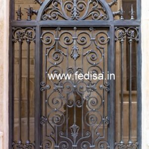 Elegant Exterior Grill Gate Design for Contemporary Villas No-2291