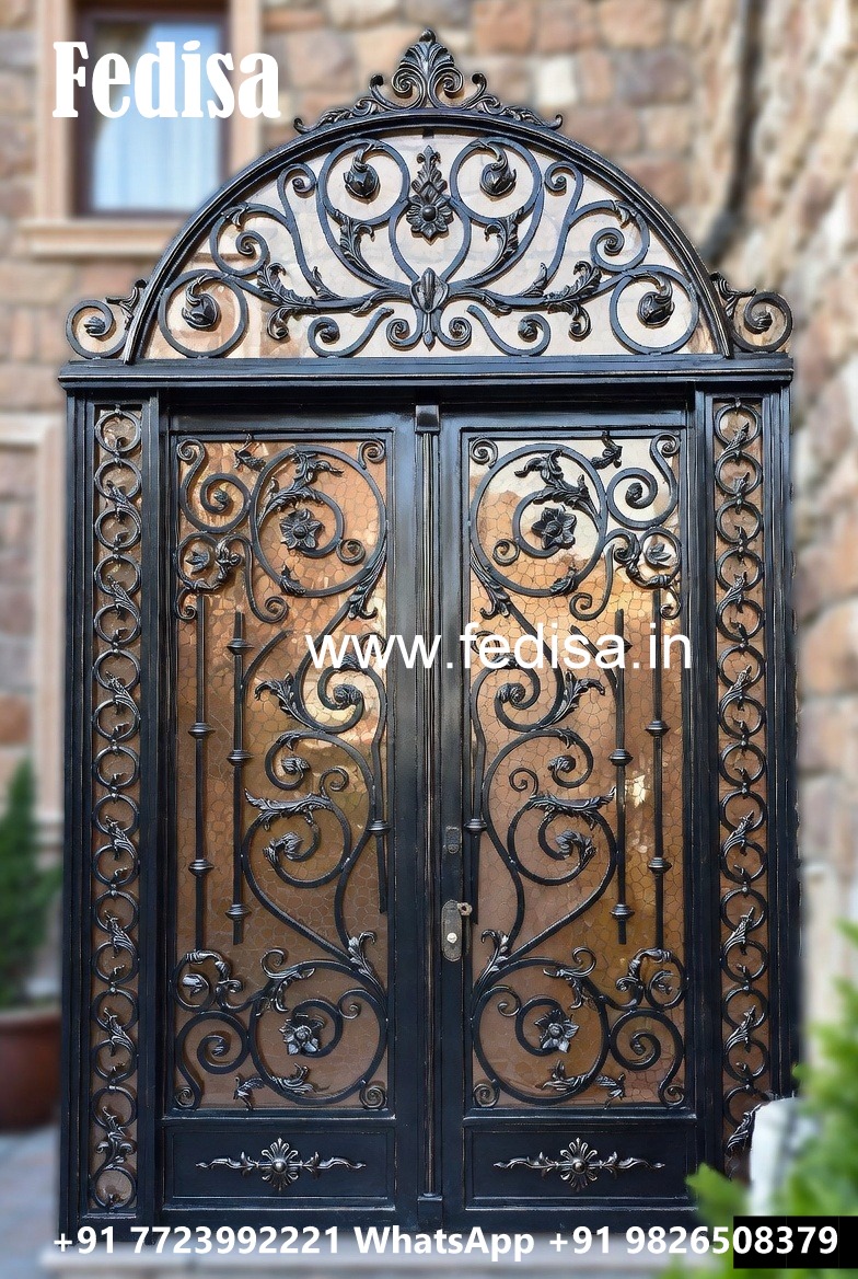 Unique Entrance Gate Grill Design for Contemporary Homes No-2534