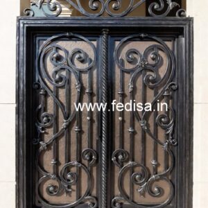 Artistic Villa Entrance Gate Grill Design Inspiration No-3428