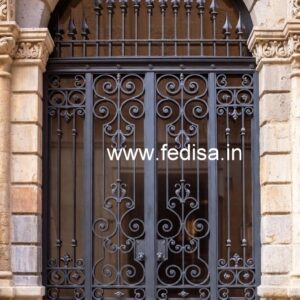 Attractive Modern Grill Gate Design for Villas No-4124