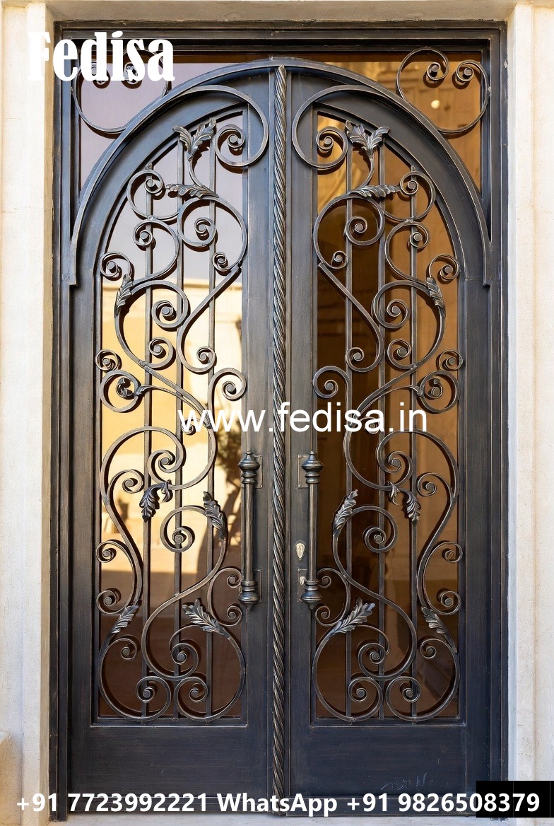 Unique Entrance Gate Grill Design for Contemporary Homes No-5234