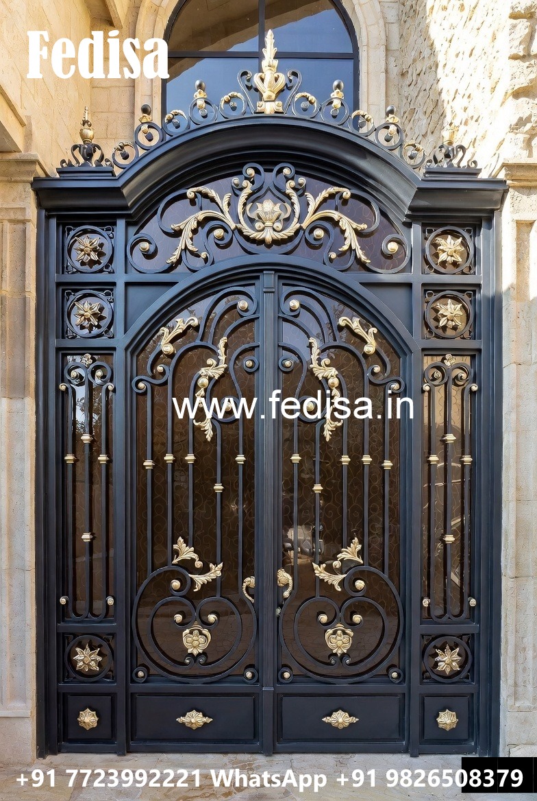 Trendy Villa Gate Grill Design for Exterior Beauty No-5792