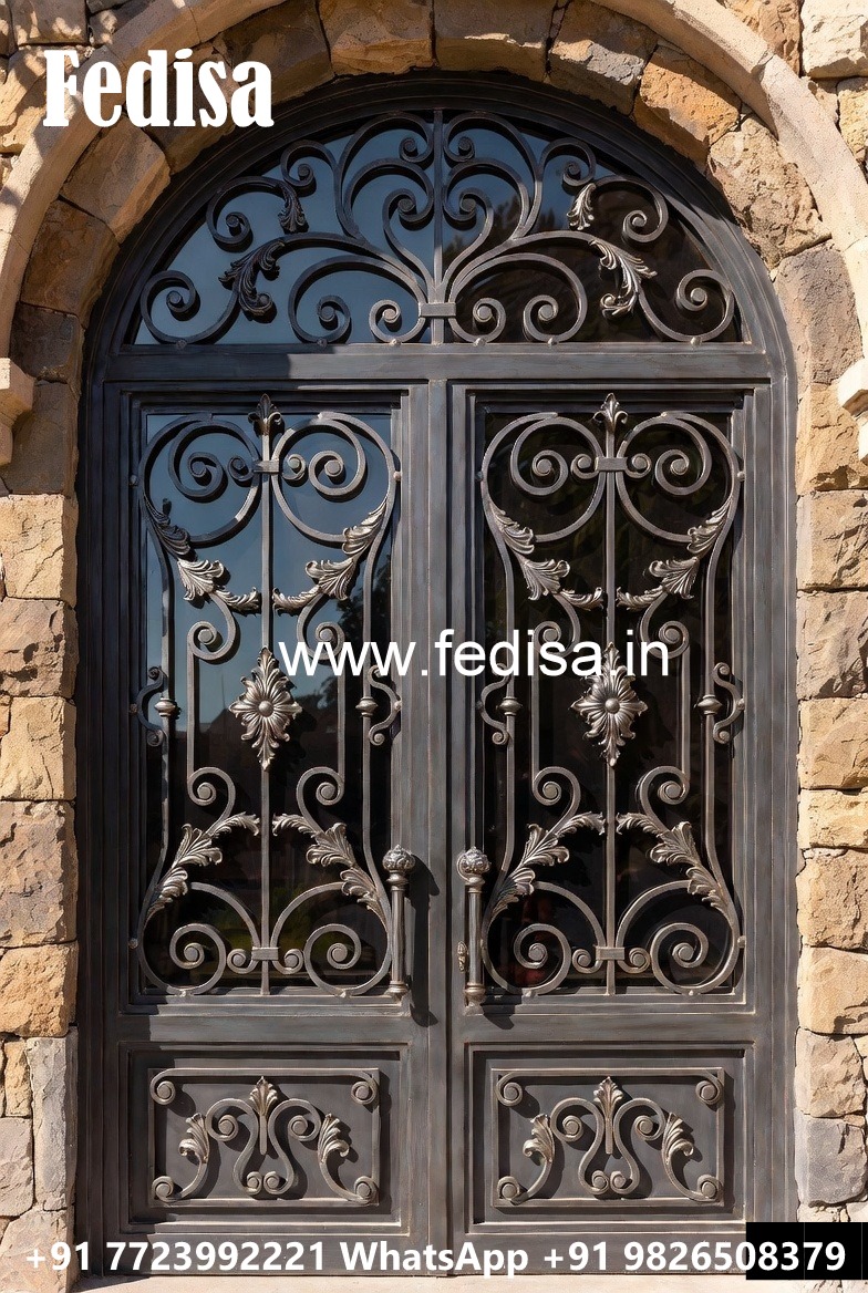 Contemporary Villa Gate Grill Design with Artistic Finish No. 5844